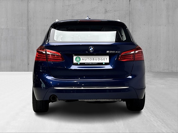 BMW 225xe 9 of 26