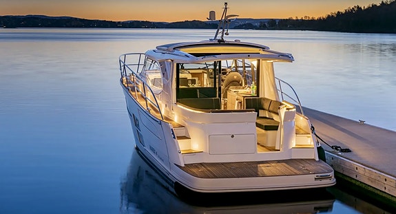 Marex 330 Scandinavia 2022 – Topputstyrt, oppgradert og velholdt 2 of 8