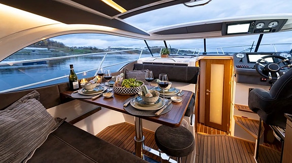 Marex 330 Scandinavia 2022 – Topputstyrt, oppgradert og velholdt 6 of 8
