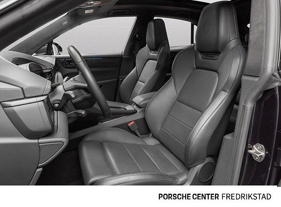 Porsche Macan 5 of 30