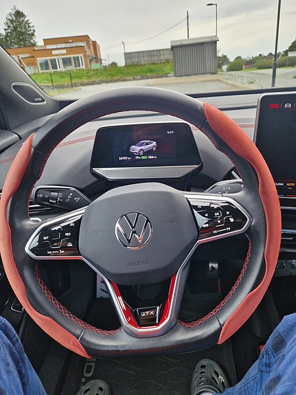 Volkswagen ID.5 GTX 15 of 30