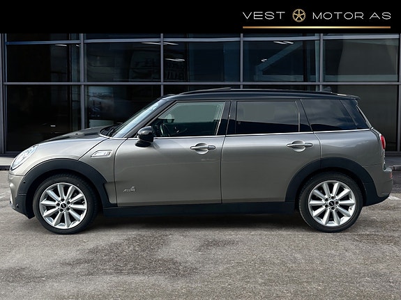 MINI Clubman Cooper S 4 of 30