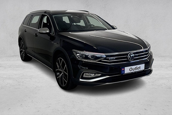 Volkswagen Passat Alltrack 8 of 30