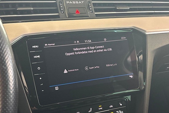 Volkswagen Passat Alltrack 16 of 30