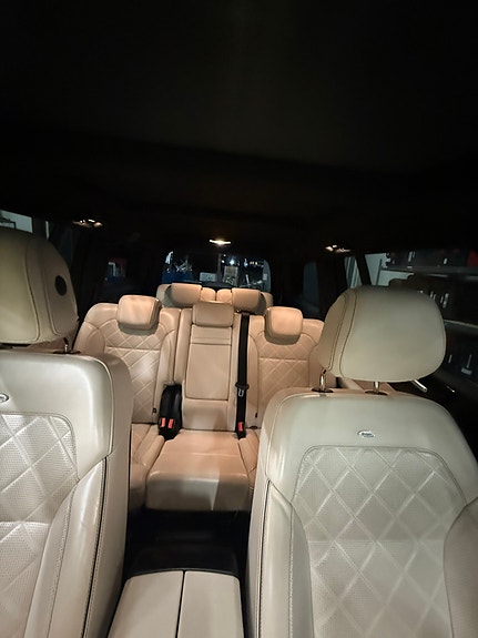 Mercedes-Benz GLS350 d 8 of 19