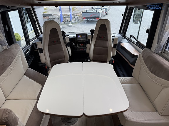 Pilote G740FGJ - Face2Face - Enkle Senger! 9 of 30