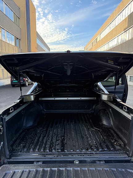 Mercedes-Benz X250 d 19 of 23