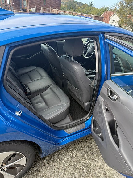Hyundai IONIQ 9 of 16