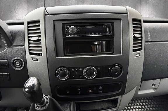 Volkswagen Crafter 18 of 19