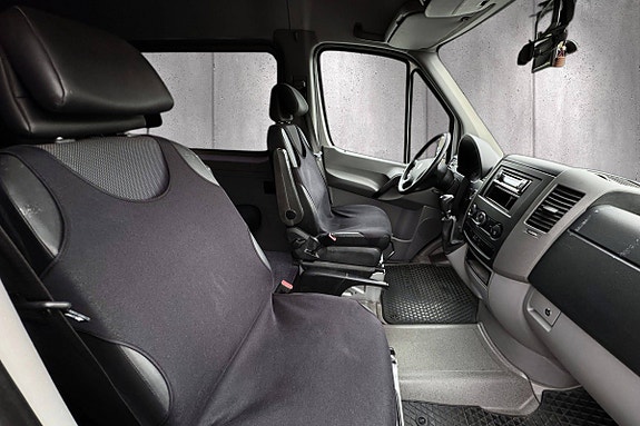 Volkswagen Crafter 10 of 19