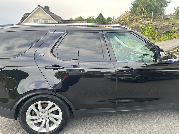 Land Rover Discovery 7 of 15