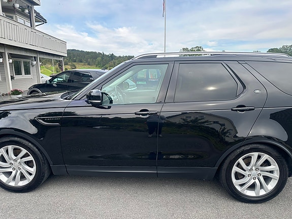 Land Rover Discovery 3 of 15