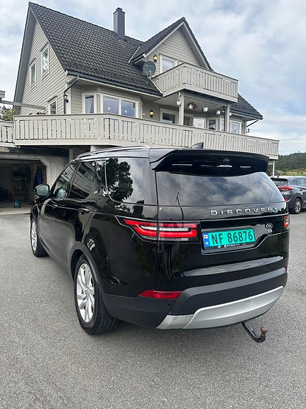 Land Rover Discovery 4 of 15