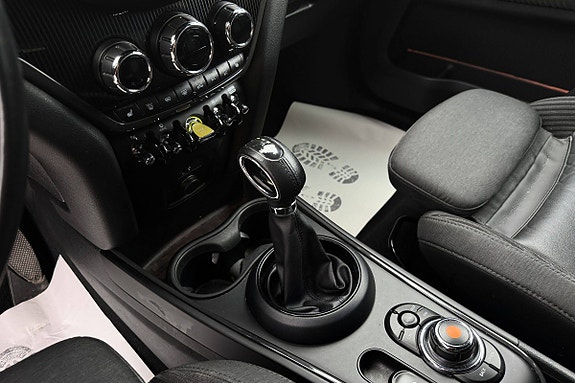 MINI Countryman Cooper SE 18 of 21