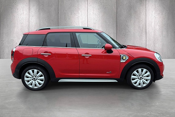 MINI Countryman Cooper SE 8 of 21