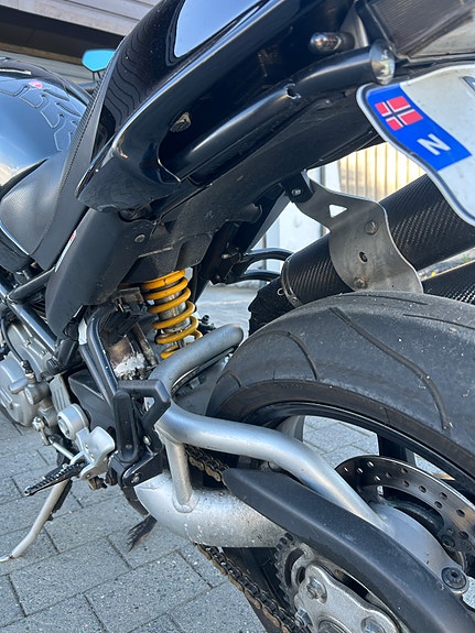 Ducati Monster S2R 6 of 9