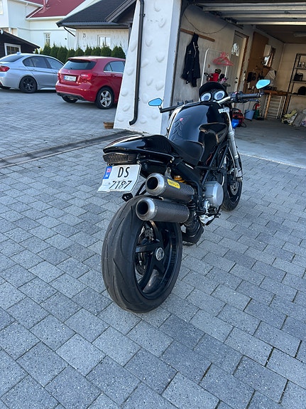 Ducati Monster S2R 2 of 9