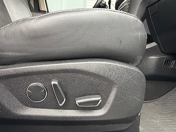 Ford S-MAX 19 of 30