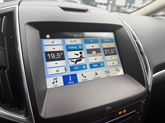 Ford S-MAX 29 of 30