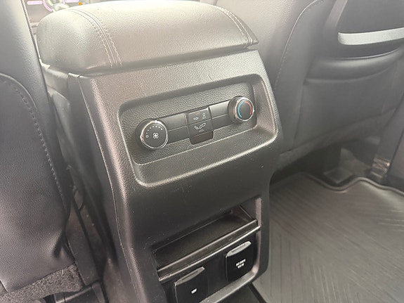 Ford S-MAX 22 of 30
