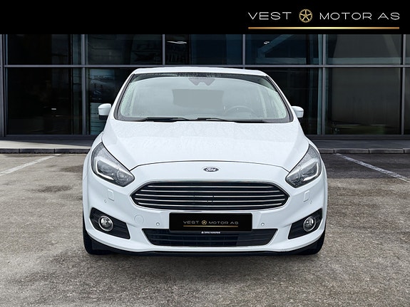 Ford S-MAX 2 of 30