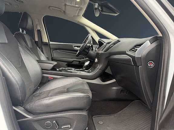 Ford S-MAX 17 of 30