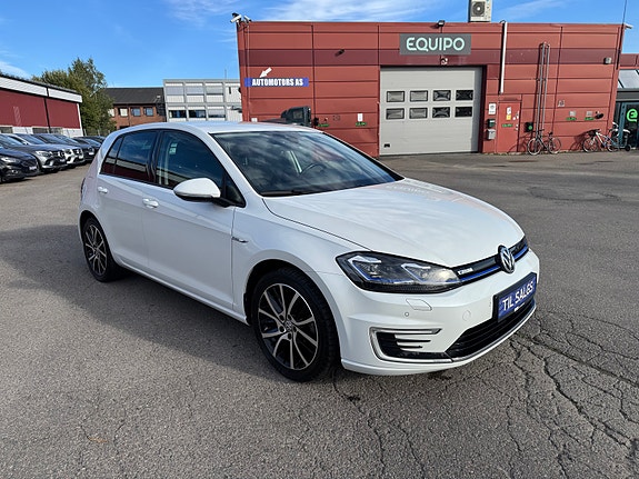 Volkswagen e-Golf VII 5 of 30