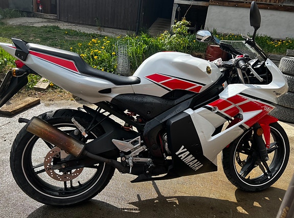 Yamaha TZR 50 2 of 13
