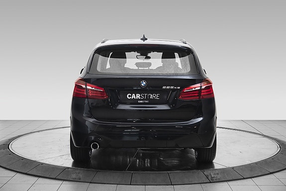 BMW 225xe 6 of 27