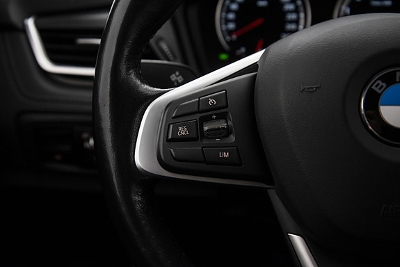 BMW 225xe 19 of 27