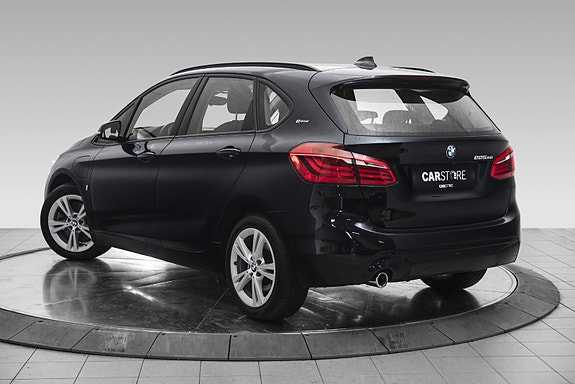BMW 225xe 3 of 27