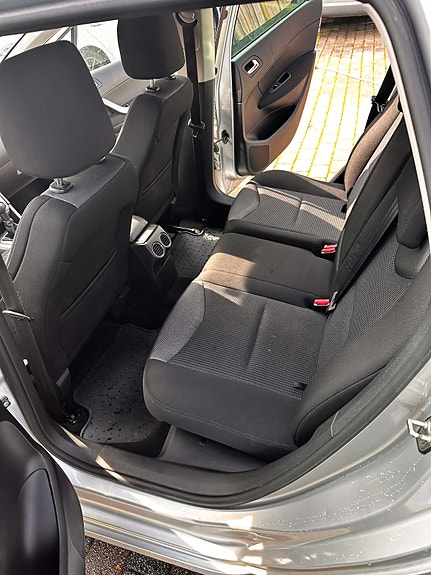 Peugeot 308 11 of 19