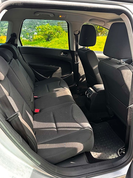 Peugeot 308 10 of 19
