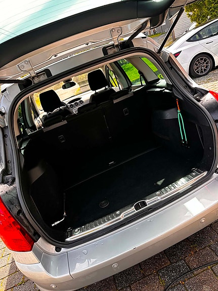 Peugeot 308 12 of 19