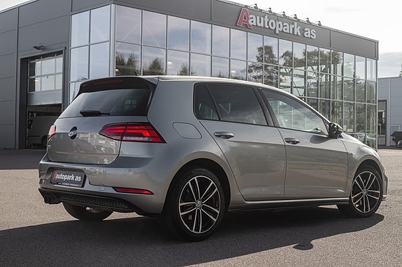 Volkswagen Golf VII 3 of 30