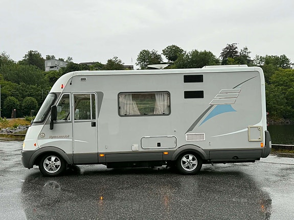 Hymer B544 2 of 30