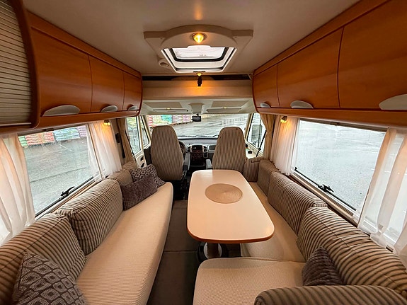 Hymer B544 10 of 30