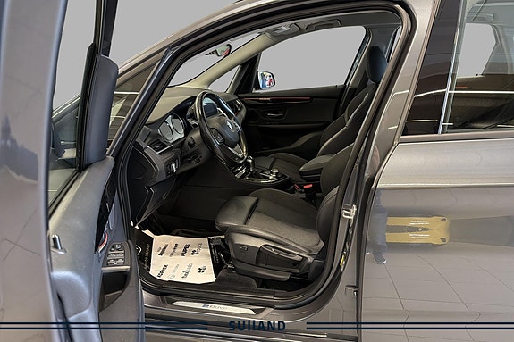 BMW 225xe 15 of 28