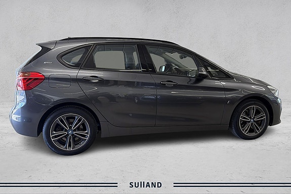 BMW 225xe 6 of 28