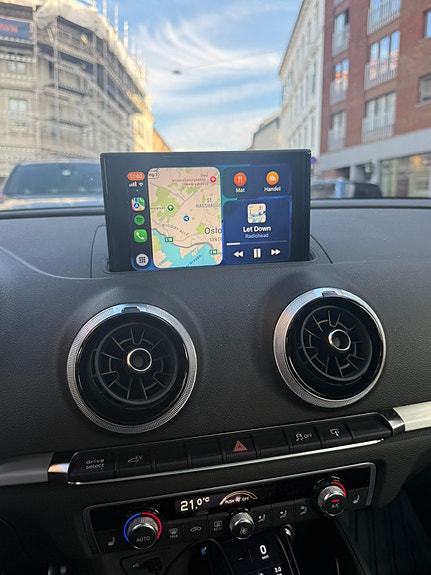 Audi e-tron 11 of 12