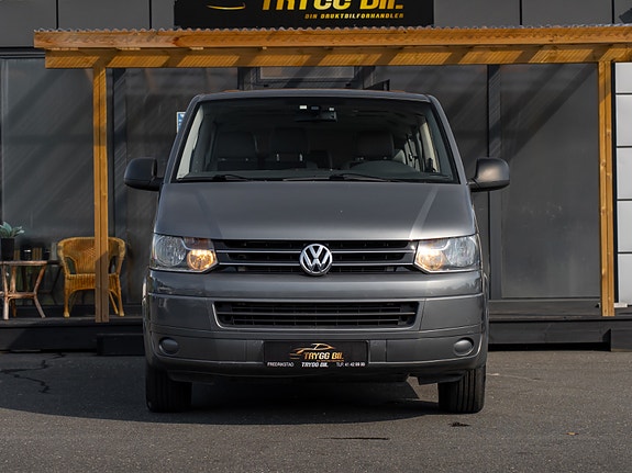 Volkswagen Caravelle 2 of 30