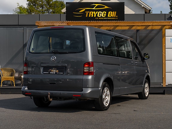 Volkswagen Caravelle 7 of 30