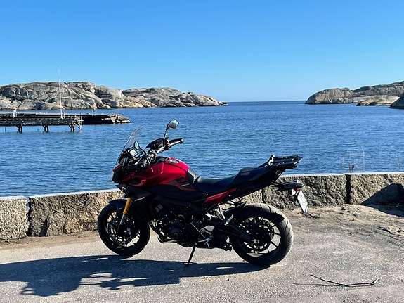 Yamaha MT-09 Tracer 4 of 8