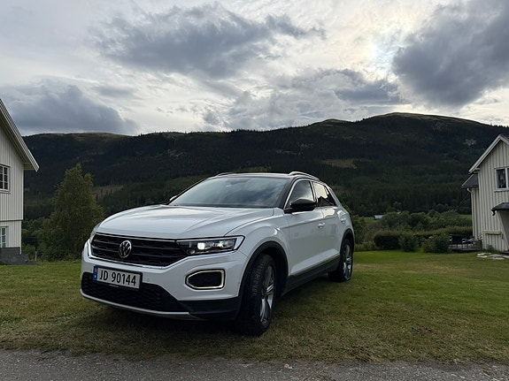 Volkswagen T-Roc 5 of 24