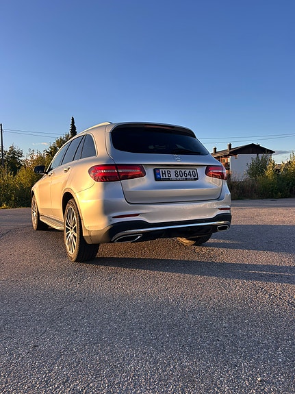 Mercedes-Benz GLC220 d 5 of 14