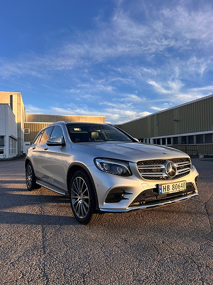 Mercedes-Benz GLC220 d 3 of 14