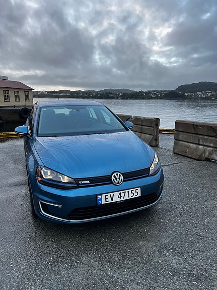 Volkswagen e-Golf VII 10 of 18