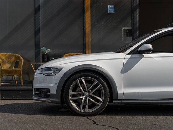Audi A6 allroad 11 of 30