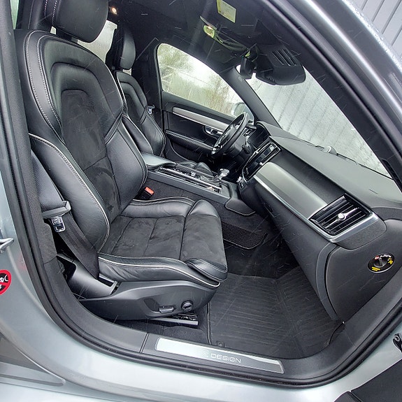 Volvo V90 13 of 28