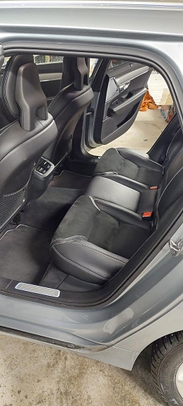 Volvo V90 21 of 28